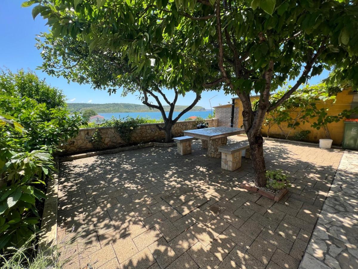 Casa Mare Rtina Garten Zwei Baeder Eg Exteriör bild