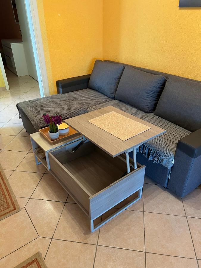 Casa Mare Rtina Garten Zwei Baeder Eg Exteriör bild